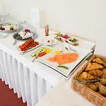 Restaurant Vater Rhein Hotel 3*