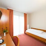 Restaurant Vater Rhein 호텔 3*