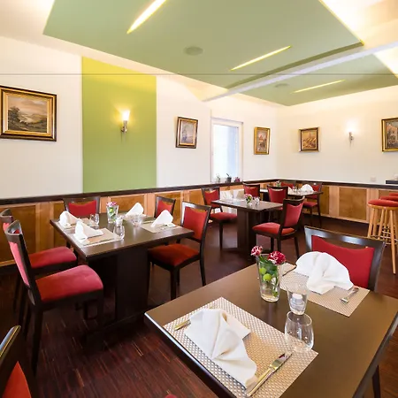 Hotel Restaurant Vater Rhein