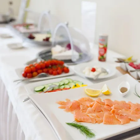 Restaurant Vater Rhein Hotel 3*