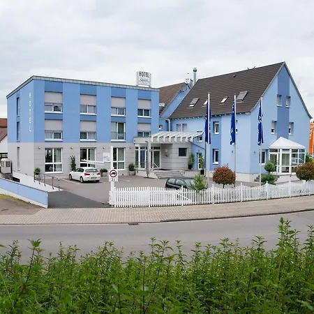 מלון Restaurant Vater Rhein 3*
