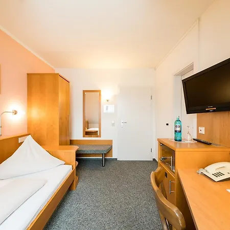 Restaurant Vater Rhein 3* Woerth am Rhein