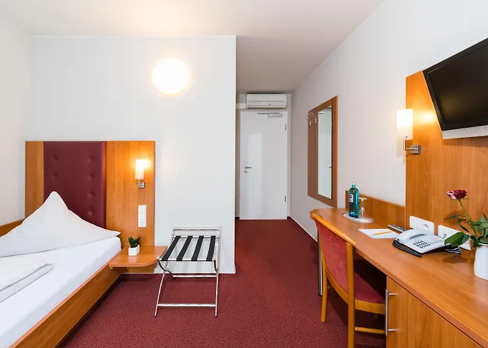 Restaurant Vater Rhein Hotel 3*