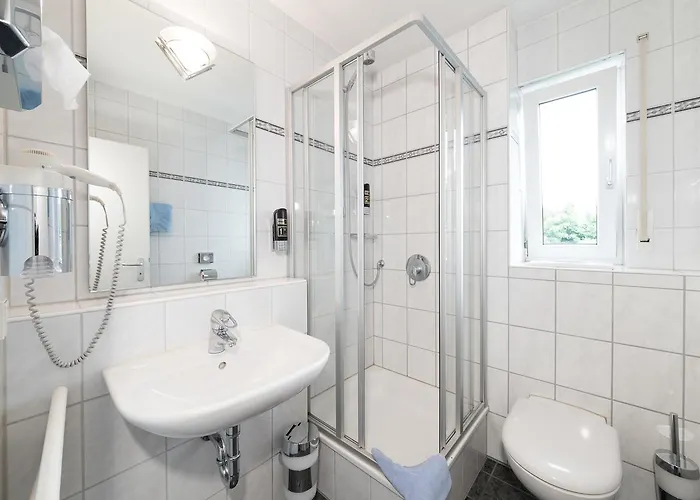 Restaurant Vater Rhein 酒店 莱茵河畔韦尔特